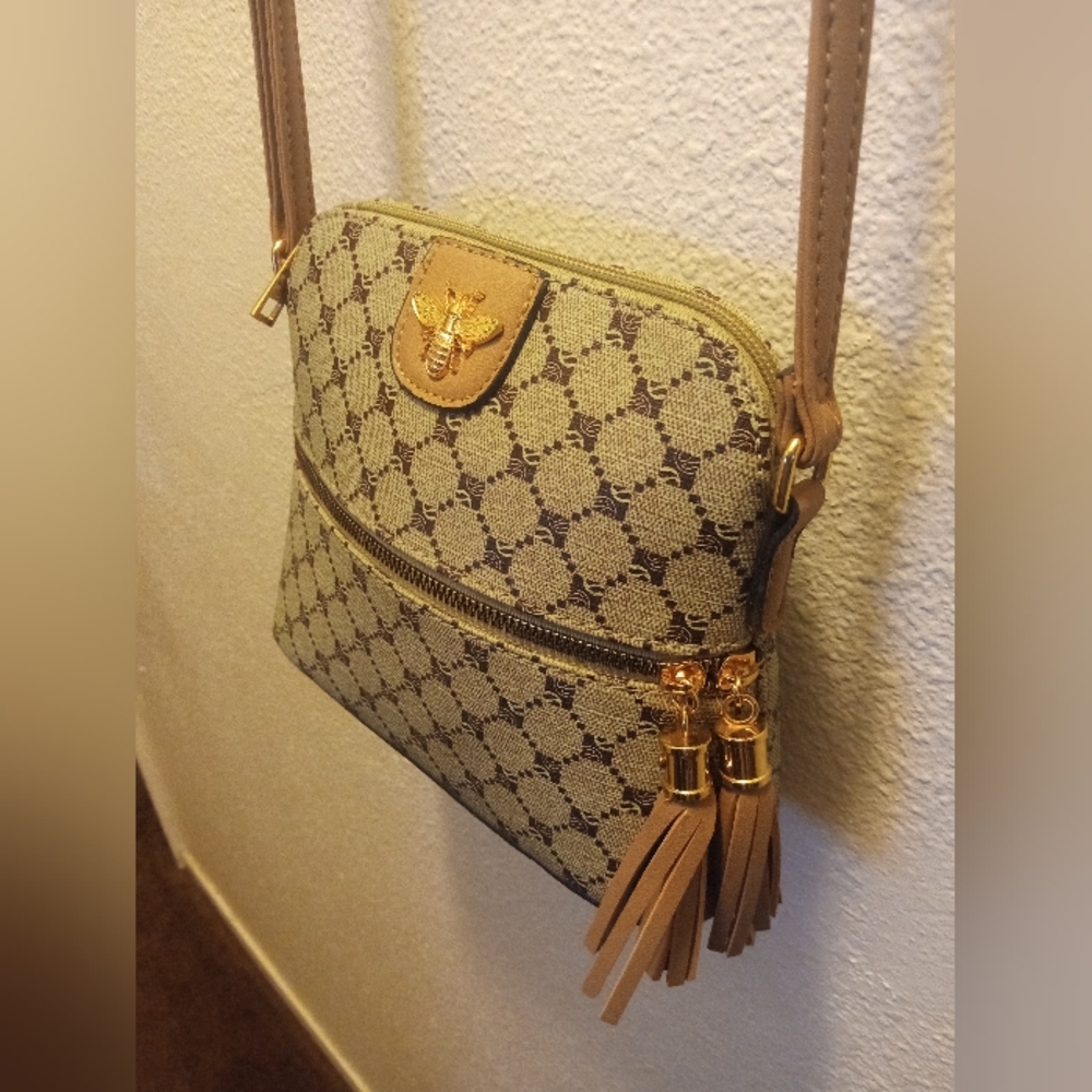 ("ALREADY GONE") CROSSBODY PURSE - Picture 5 of 11